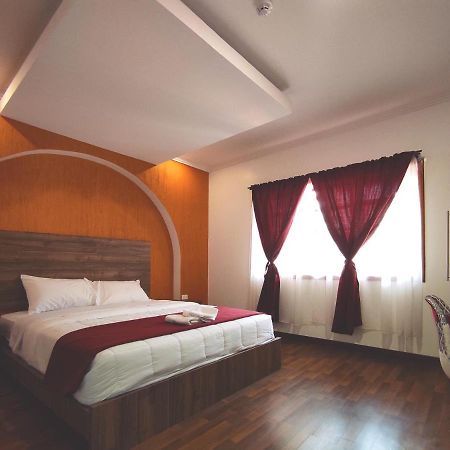 كوينكا Hostal Nizza المظهر الخارجي الصورة