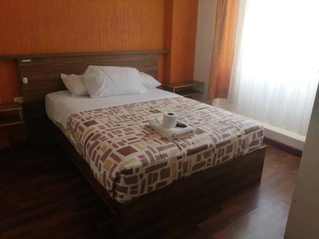 كوينكا Hostal Nizza المظهر الخارجي الصورة